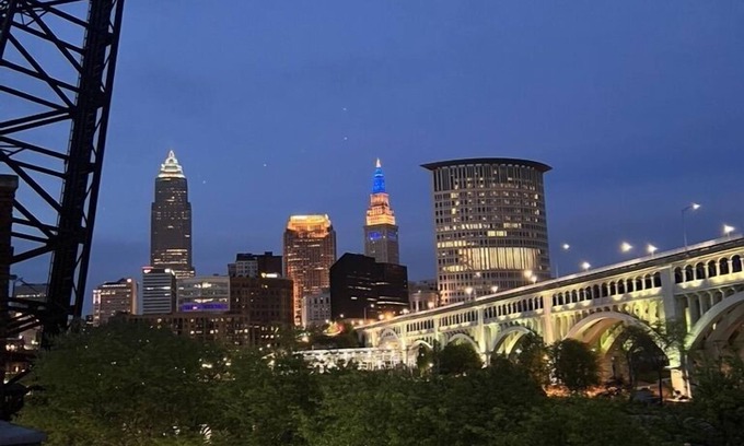 Ohio City Maison | Modern retreat in the heart of Cleveland