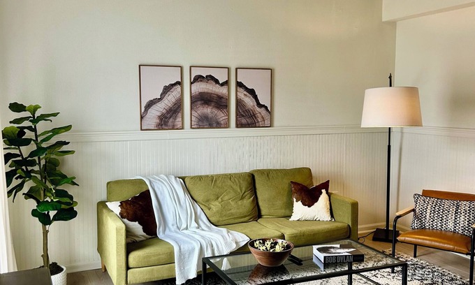 South Baton Rouge Maison | Modern Retreat