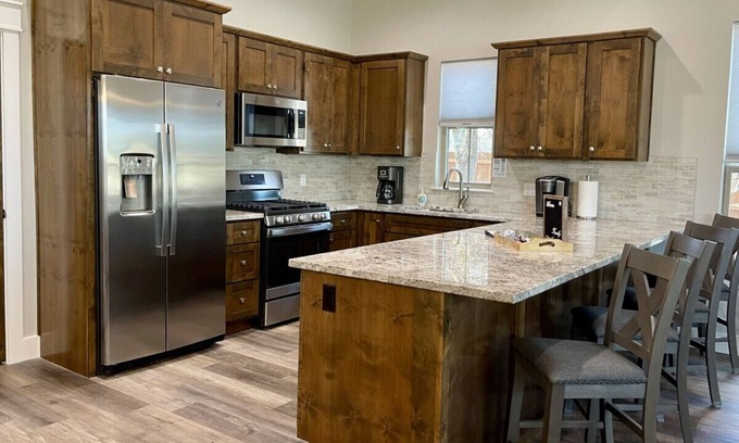 Nemo Maison | Modern Rustic Haven at Twin Canyons Longhorn Ranch