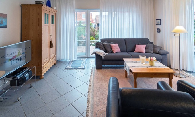 Westeraccumersiel Maison | Modern semi-detached house "Haus am Siel" in a quiet residential area