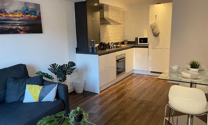 Bordesley Appartement | Modern Spacious 1 Bed Flat In Birmingham City Centre With Free Parking, Fast Free WiFi And Netflix