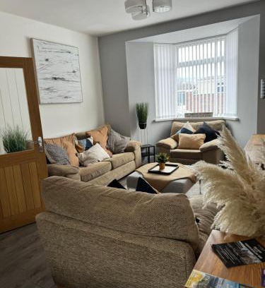 Aberdare Maison | Modern, spacious and Central Location