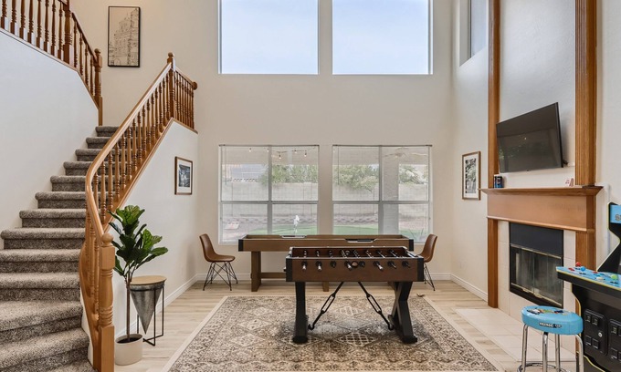 Arrowhead Shores Maison | Modern Spacious Desert Getaway w/ Hot Tub & Game Room