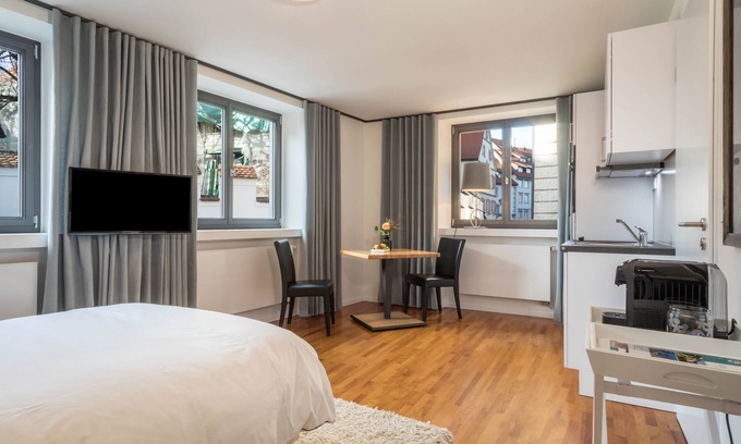 Wangen im Allgaeu Appartement | Appartement moderne d'une pièce au centre de la ville avec Wi-Fi