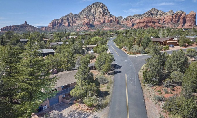 West Sedona Appartement | Modern Studio in Central Sedona with W/D - Best Deal!