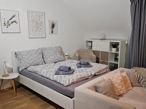 Buderich Appartement | Modern Studio near Düsseldorf Airport & Messe/Fair
