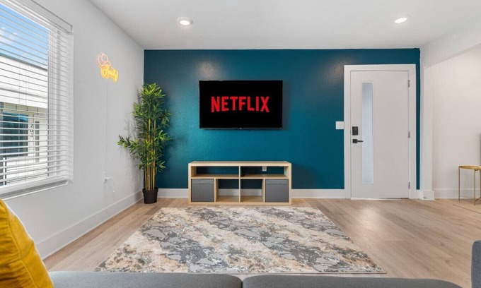 Knox - Henderson Appartement | Modern Style Studio in Downtown Dallas + Parking