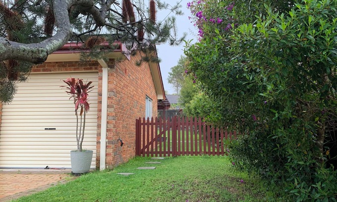 Mount Colah Maison | Modern Stylish Getaway with Stunning garden view Granny Flat in MC 2079