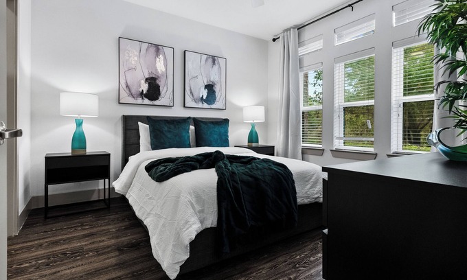 Farmers Branch Appartement | Modern Stylish Suite Luxe Serenity
