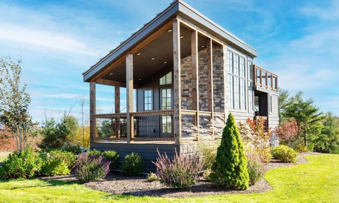 Wyoming Cabine | Modern Tiny Home | Stunning Views + Top Amenities