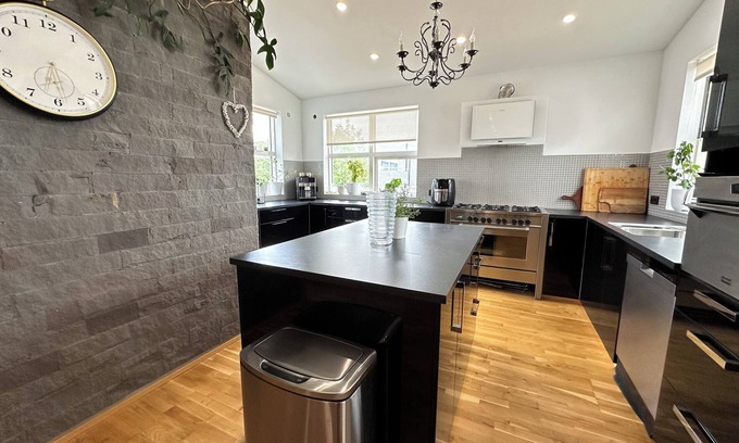 Mosfellsbaer Maison | Modern Townhouse in Mosfellsbær