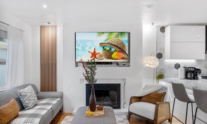 Concord Maison | 🌅 Modern, Trendy 4BD & 3BA house with great amenities 🌉🎆