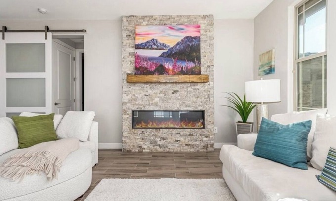 Troon North Copropriété | Modern Troon North Condo with Custom Touches, Fire Feature & Private Guest Suite