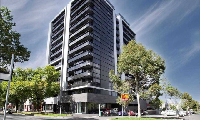 North Melbourne Maison | Modern Two Bedroom Apartment in North Melbourne