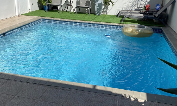 Cangrejo Arriba Appartement | Modern Two-Bedroom Apartment near SJU Airport & Isla Verde Beaches