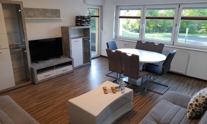 Schollkrippen Appartement | Modern vacation apartment with balcony