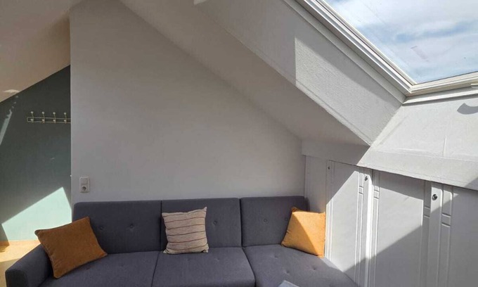 Korbach Appartement | Modern vacation apartment in the countryside - lakes, cycle path & events nearby