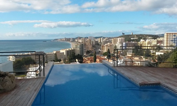 Torreblanca Maison | Villa moderne, à 5 minutes à pied de la plage et des restaurants. Vue sur la mer
