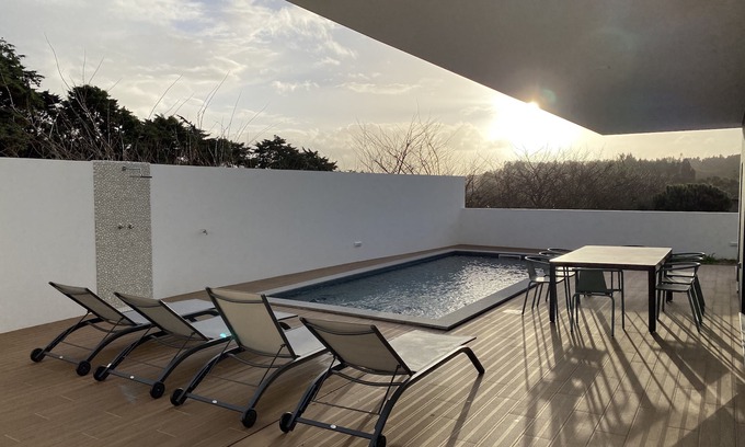Obidos Maison | Modern Villa with pool in Obidos