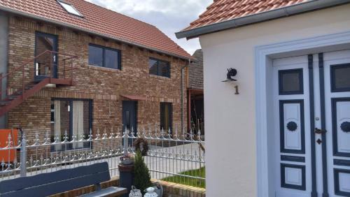 Neuruppin Appartement | moderne barrierefreie Wohnung auf dem Land bei Neuruppin