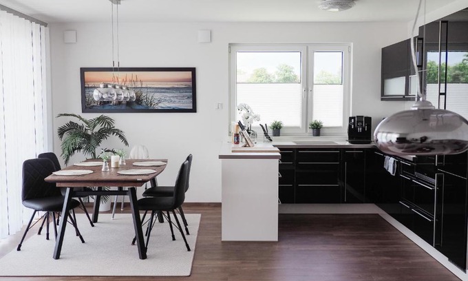 Großraschen Appartement | Moderne Ferienwohnung mit Seeblick & Terrasse 96qm
