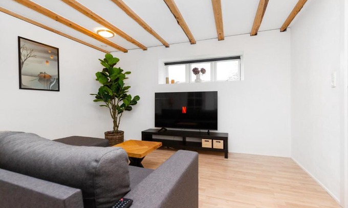 Aarhus Municipality Appartement | Moderne & Fuldt udstyret lejlighed m.plads til 4