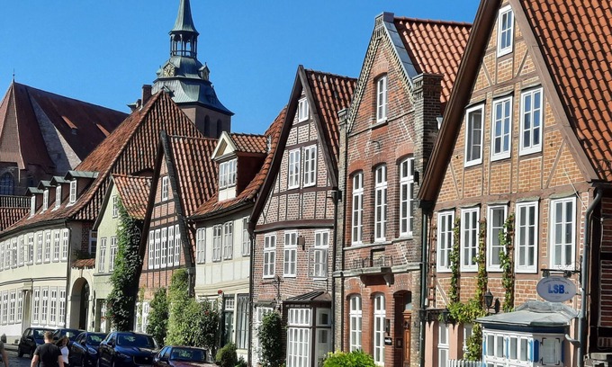 Barendorf Appartement | Moderne Großzügige Ferienwohnung Stadtnah Lüneburg, Heide + Elbe + Wendland