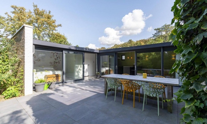 Sint Maartenszee Maison | Moderne, Lichte Vakantiebungalow op Park Duinland in Sint Maartenszee!