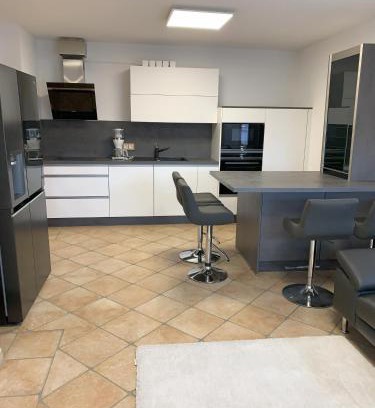 Wolfhagen Maison | Moderne Monteurwohnung mit Terrasse "Am Teichberg"