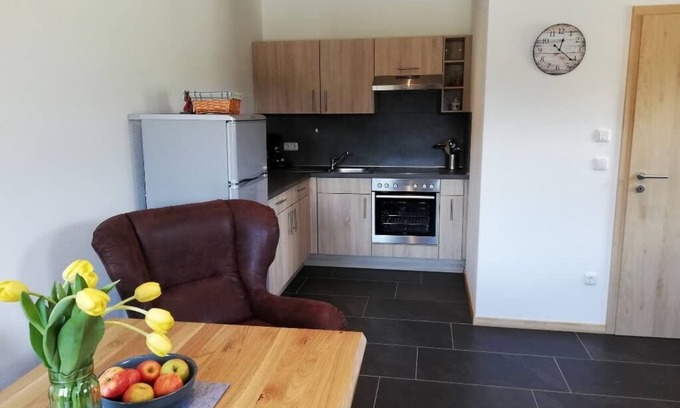 Bobrach Appartement | Moderne und gemütliche Ferienwohnung (40qm) mit Terrasse