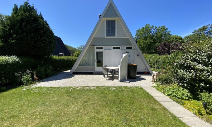 Scharendijke Maison | Modernly furnished and renovated house (2021) on the Grevelingenmeer.