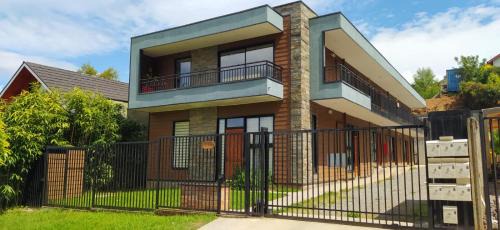 Valdivia Appartement | Moderno departamento con balcón en IslaTeja, Valdivia