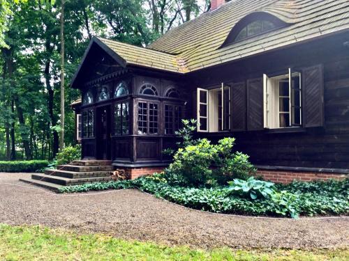 gmina Brzeznio Maison | Modrzewiowy Dworek Kliczków Mały