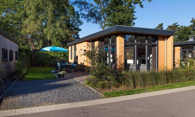 Lunteren Chalet De Ski | ✓ Module at Landgoed de Scheleberg ✓ Vacation house for 5 people ✓ Located in Lunteren (Gelderland) ✓ Vacation park in the Veluwe ✓ Book directly with the park
