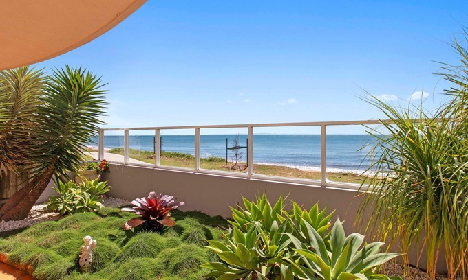 Redcliffe Appartement | "Mon Plaisar 5" - Redcliffe Q 4020
