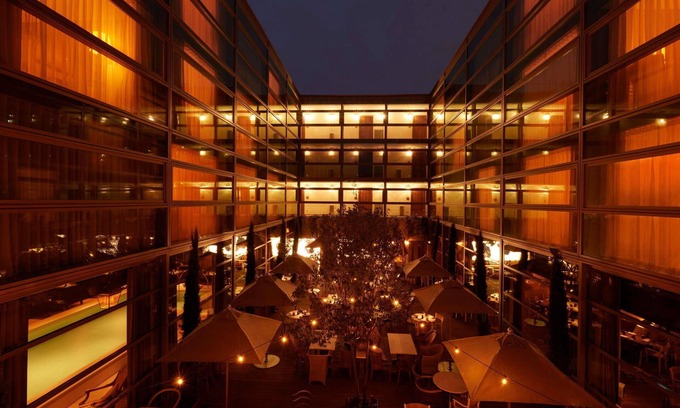 Chartrons Hôtel | Mondrian Bordeaux Les Carmes