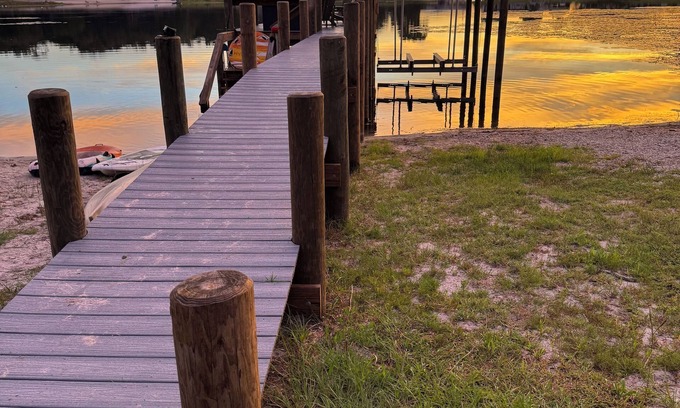 Edgar Maison | Monkey Business – Private Lake, Dock, Stunning Views, Close to Gainesville UF