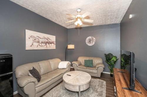 Newport Maison | Monmouth Loft 4 - Walk to Shops