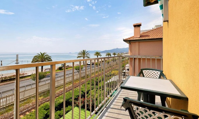 Pietra Ligure Appartement | Monolocale 9