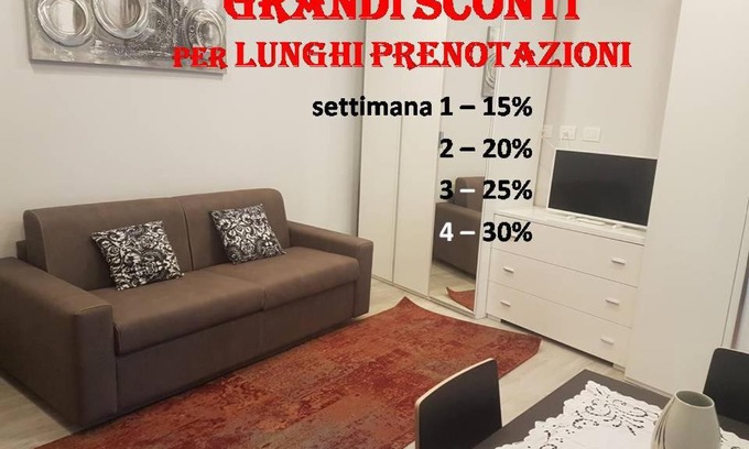 Verbania Appartement | Monolocale piano terra direttamente sul lago