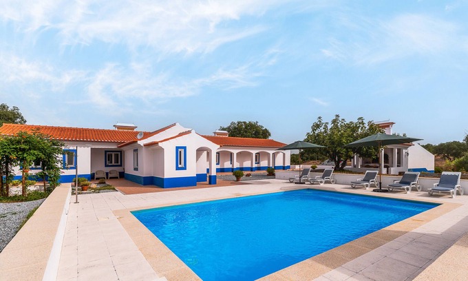 Foros de Vale de Figueira Maison | Monte Cores Do Vale - Villa with Private Pool