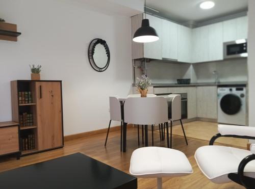 Los Corrales de Buelna Appartement | Monte Dobra