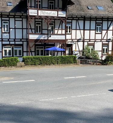 Kassel Appartement | Monteurwohnung Ahnetal mit 3 Schlafzimmern