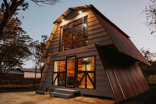 Sierra Maison | Monteverde Teca House