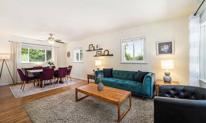 Barths Maison | Monthly 3 bd, 1.5 bath house, walk to Sloan's Lake & coffee. 10 mins to downtown