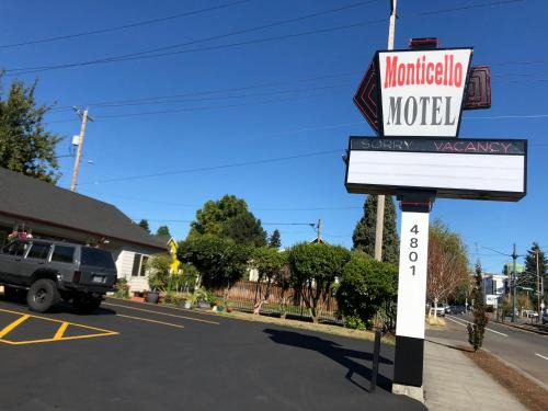 Overlook Hôtel | Monticello Motel