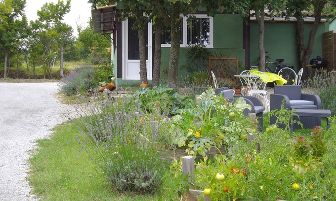 Pezens Maison | Montolieu GITE tout confort avec piscine