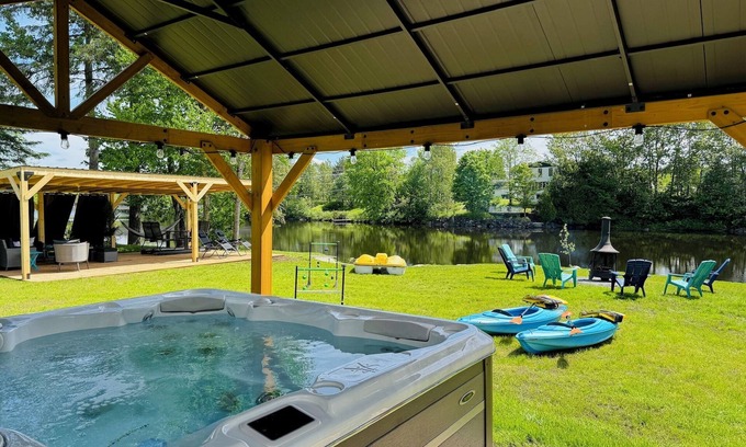 Le Haut-Saint-Francois Regional County Municipality Maison | Monty Chalet,8 pers et spa