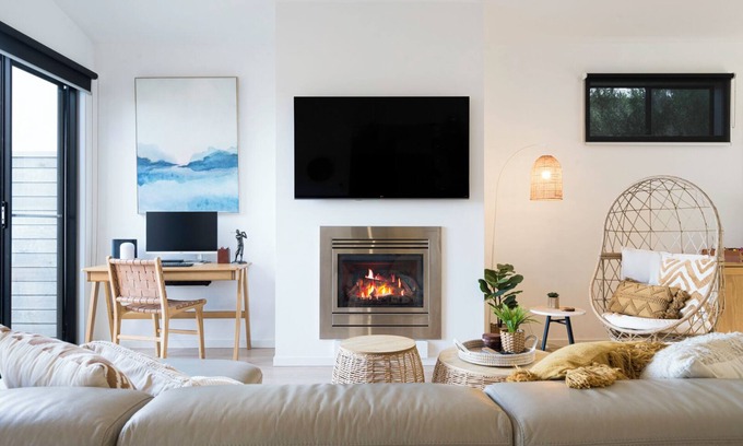 Fingal Maison | Moonah Retreat - Luxury home with views of Moonah Links Legends Course - 4pm check out on Sundays*