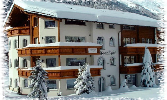 Saas Grund Maison | Moonlight